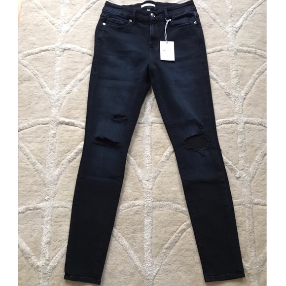 Good American “Good Legs” Distressed Jeans - Picture 5 of 8